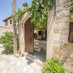 Maison Des Vignes Дом отдыха Лофу