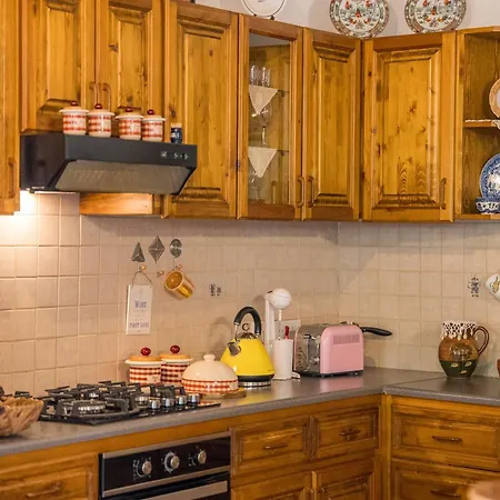 Maison Des Vignes بيت للعطل لوفو