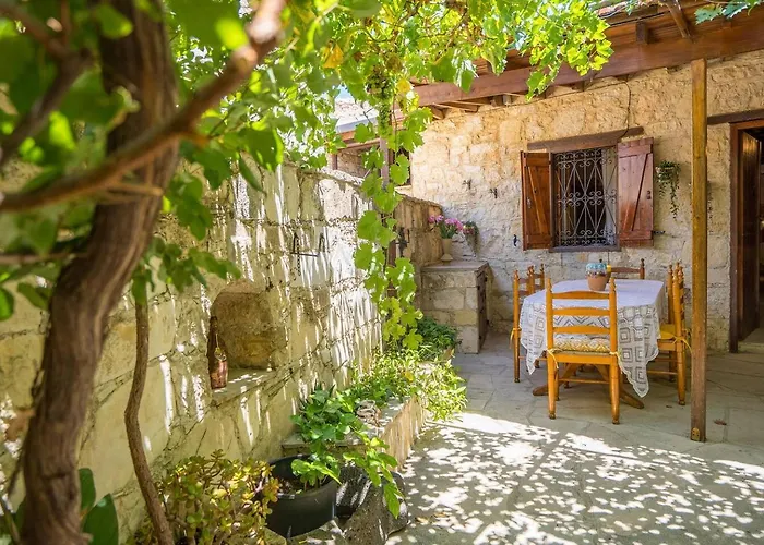 Prázdninový dům Maison Des Vignes Lofou